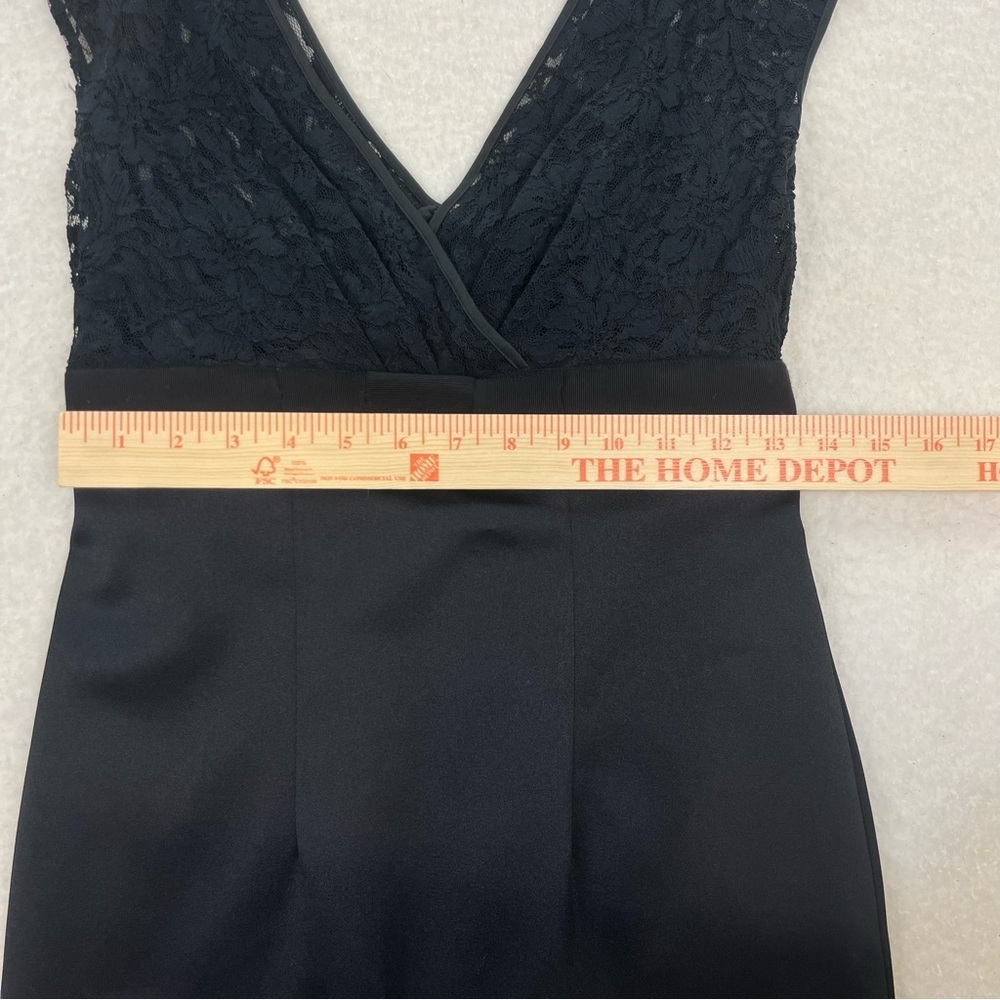 Banana Republic Black Lace Surplice Zip Back Lined Cocktail Dress Size 0P - Picture 5 of 11